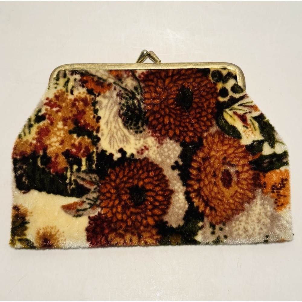 Vintage‎ Retro 7" Clutch Purse 60's Velour Floral Pattern Kiss Lock Clasp